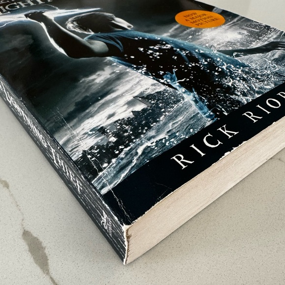 Percy Jackson book #1 - Picture 3 of 4